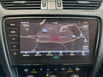 Skoda Octavia *PANO*SitzStandLenkradHZ*ACC*AHK*NAVI*