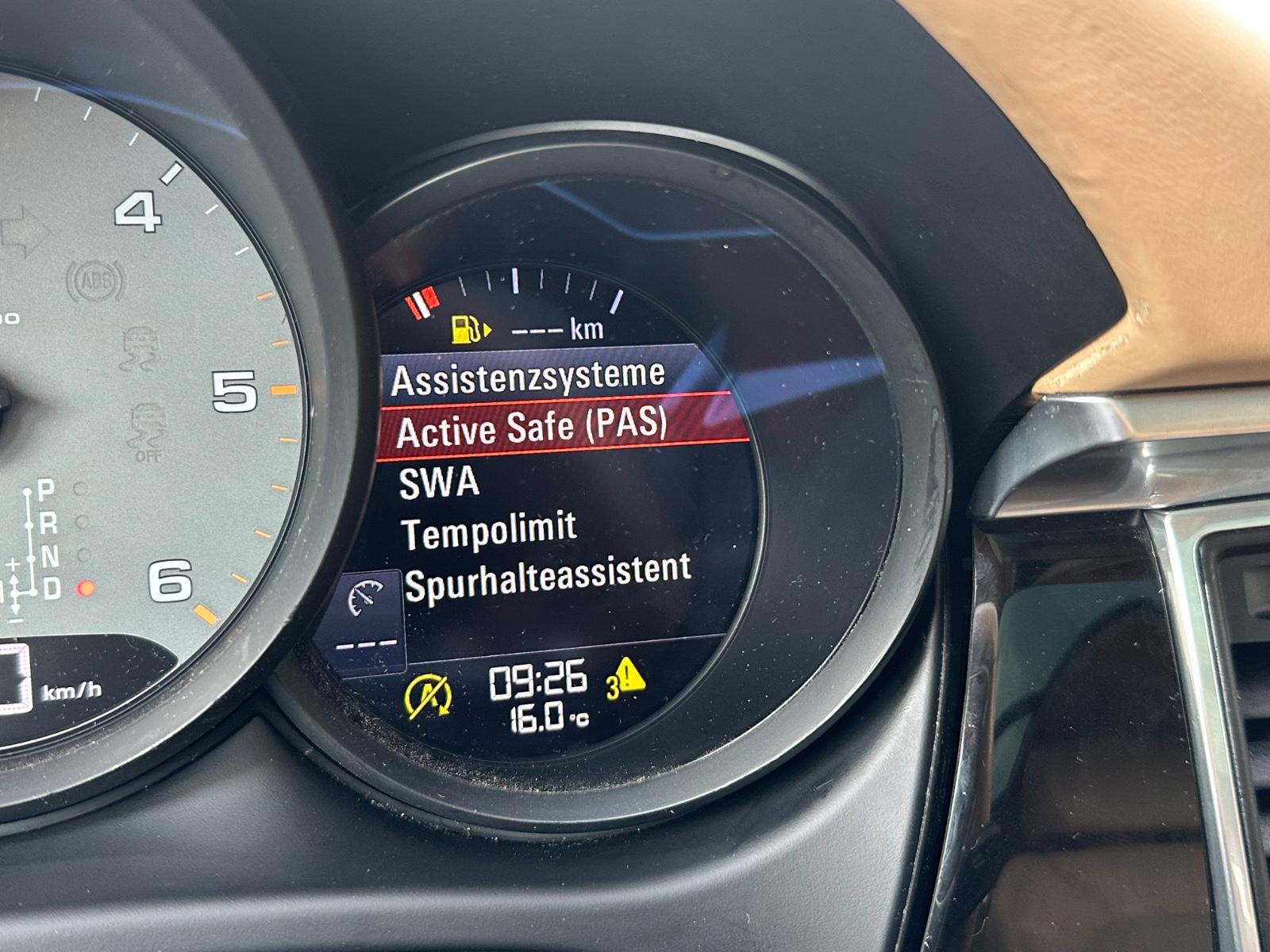 Porsche Macan S Diesel Panorama 8 Punkt Sitz StandH. LED