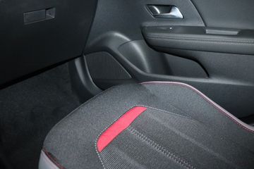 Fotografie des Opel Mokka-e GS