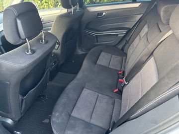 Mercedes E 250 - 9
