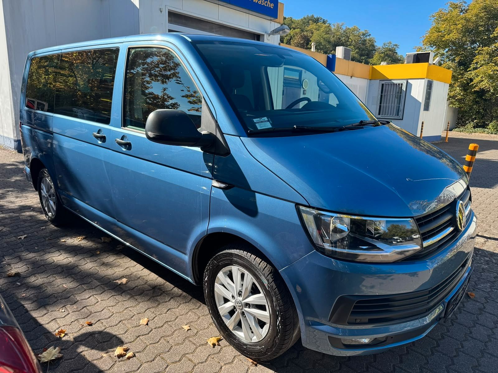 Fahrzeugabbildung Volkswagen T6 Multivan Trendline DSG WEBASTO
