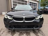 BMW 320d Sport-Line HUD-ACC-APPLE-LASER-VIRTUAL - BMW 320 Gebrauchtwagen in München