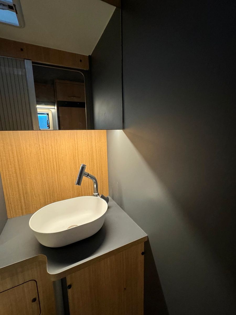 Fahrzeugabbildung Dodge RAM 2500 6.4-V8 LUFTFED. KABINE GLADIATOR XLE