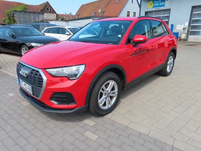 AUDI Q3 35 2.0 TDI Quattro Basis