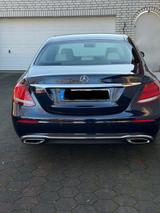Mercedes-Benz E 200 AVANTGARDE Autom. Rentner 1 Hand 40 Tkm  - Mercedes-Benz Rent