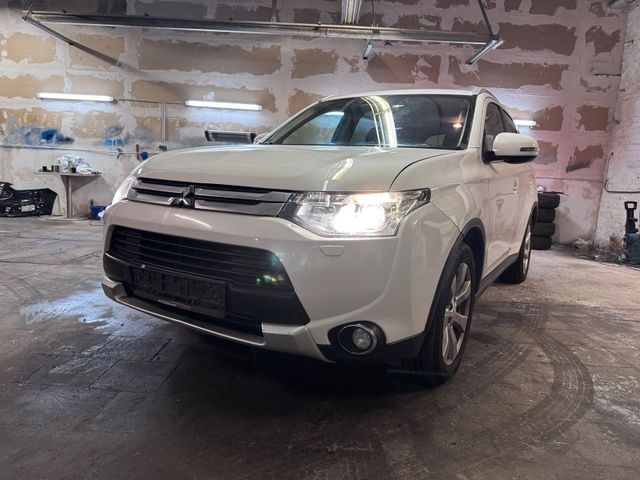 Mitsubishi Outlander 2.2 Diesel 150PS*7Sit...