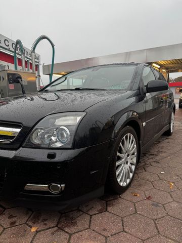 Opel Signum 3.0 CDTI