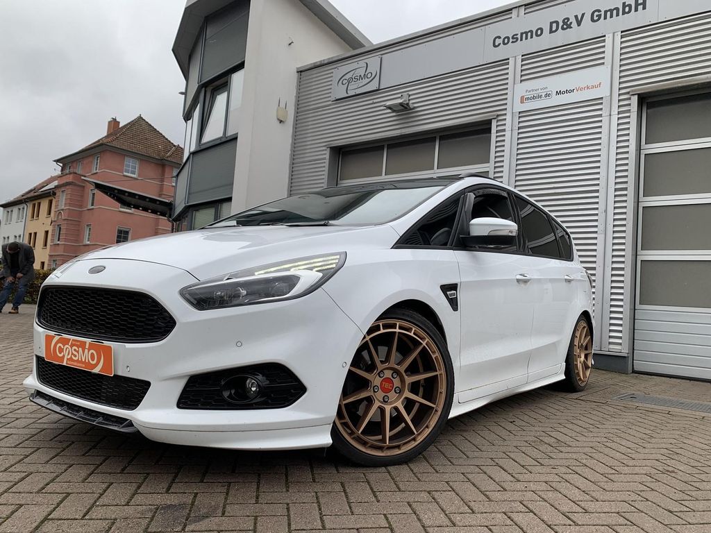 Image of Ford S-Max