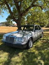 Mercedes-Benz Mercedes Benz W124 260E Oldtimer H Kennzei... - Mercedes-Benz 260: W124 260e