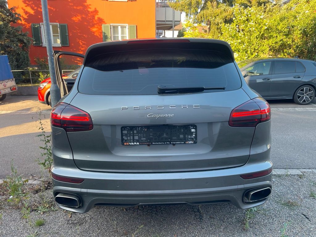 Image of Porsche Cayenne