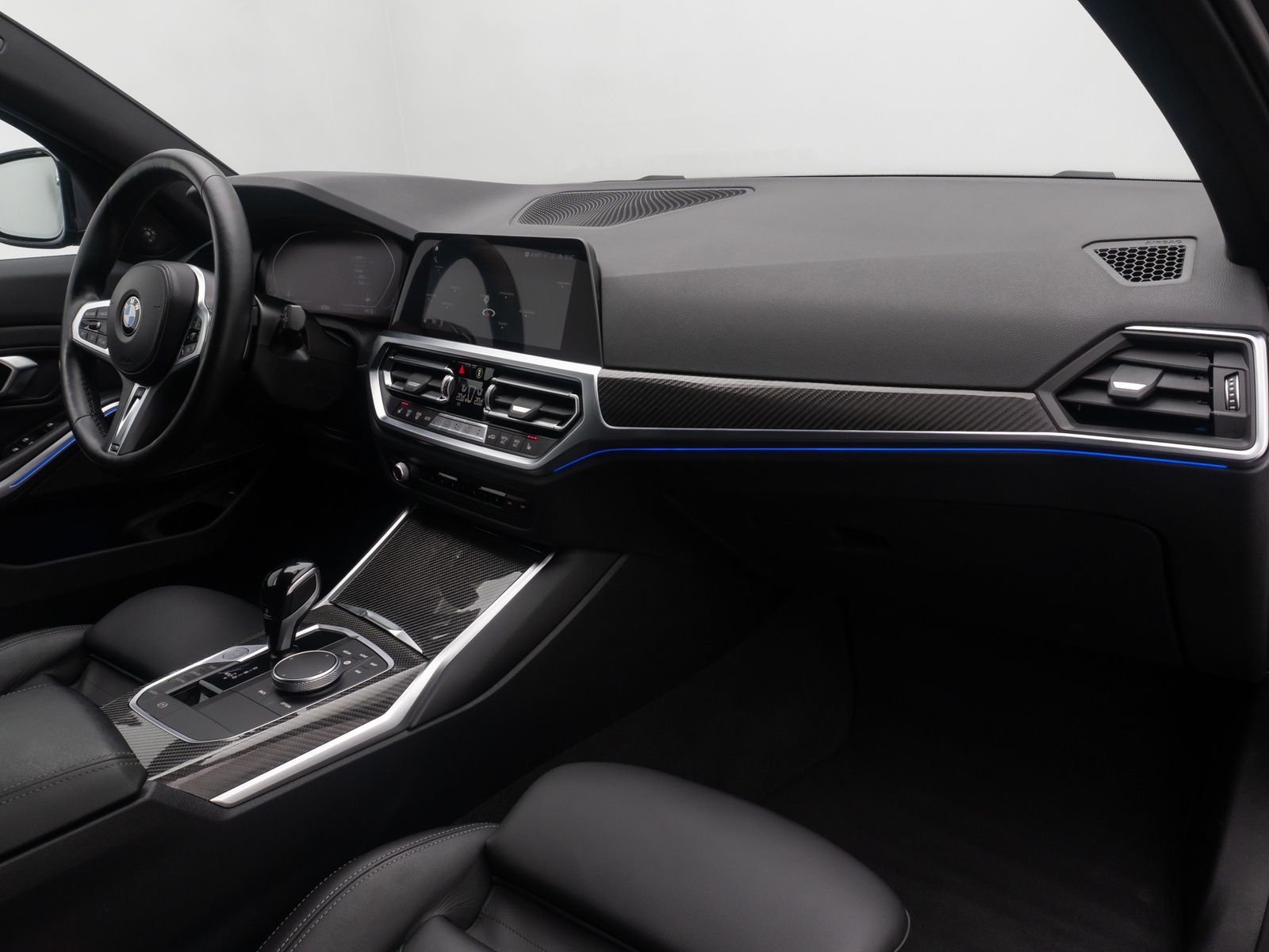 Fahrzeugabbildung BMW 320d xD M Sport Kamera Komfort DAB Individual