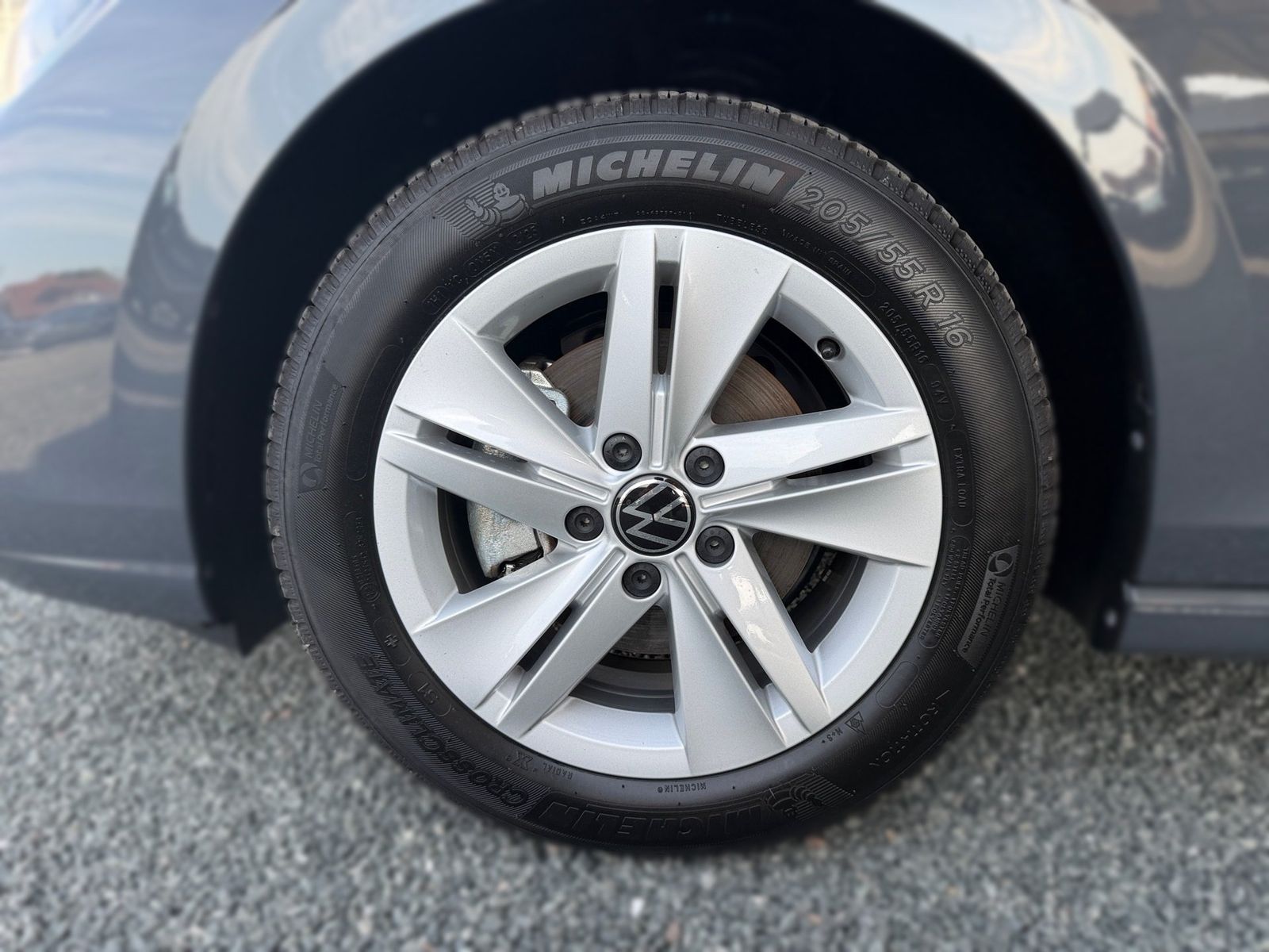 Volkswagen Golf VIII 1.5 TSI Life AHK.Navi.LED.ACC foto 4