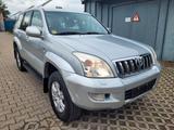 Toyota Land Cruiser 3.0 Automatik*2.BESITZ*4X4* - Toyota Land Cruiser Gebrauchtwagen in Berlin