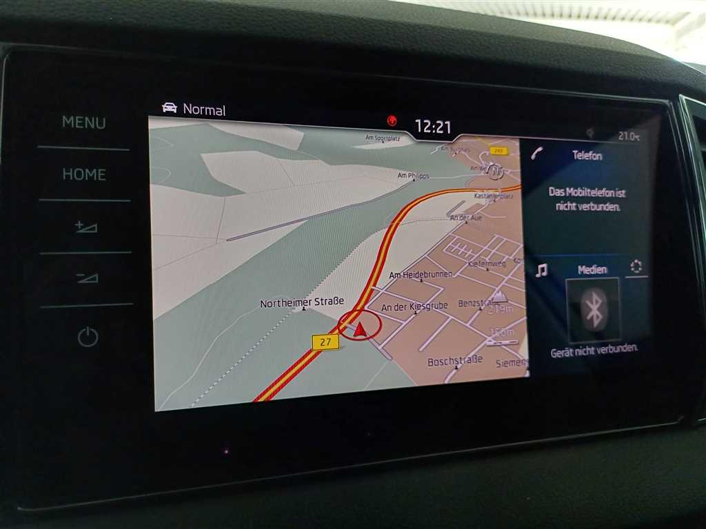 Skoda Karoq 2.0 TDI Style 4x4 PANO+LED+ACC