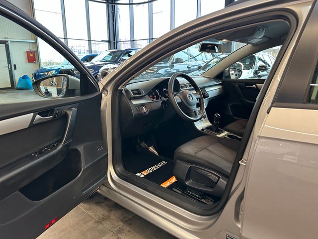 Volkswagen Passat Variant Trendline *2. Hand*Klima*SHZ*MP3*