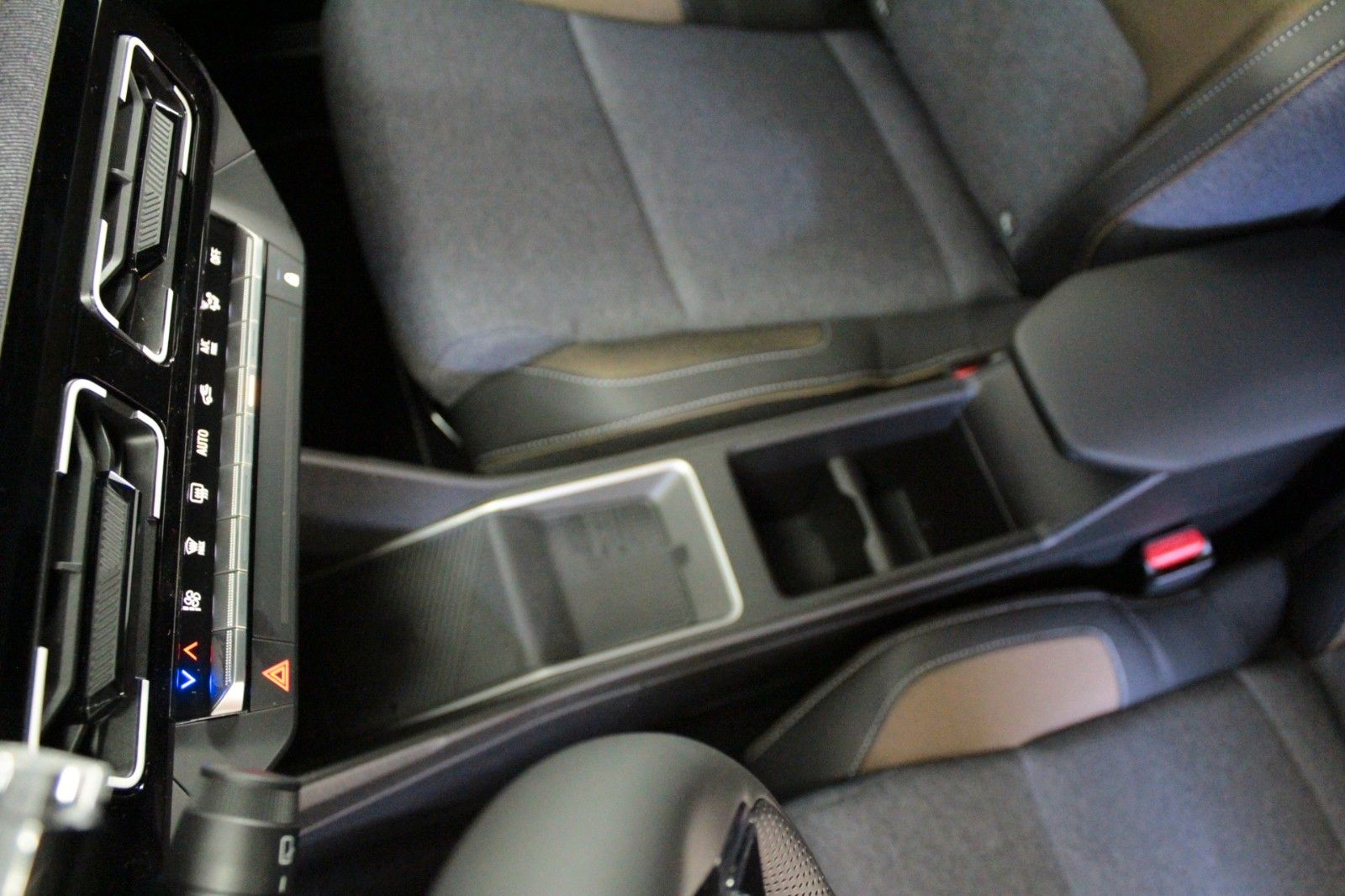Fahrzeugabbildung Renault R 5  E-Tech Techno 120 Urban Range *Winterpaket*