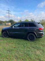 Jeep Grand Cherokee Overland 3.0 V6 M.-Jet 184kW ... - Jeep Grand Cherokee aus 2014 mit Diesel-Antrieb: Geländewagen, 3.0