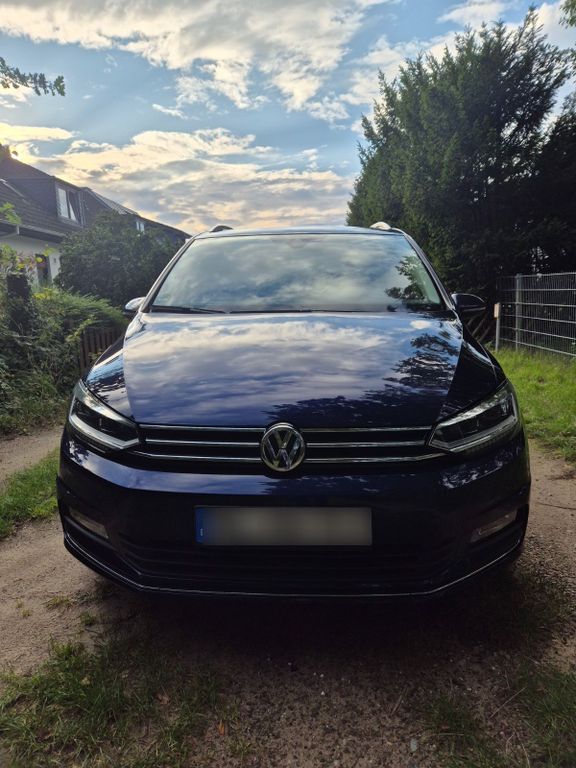 Image of Volkswagen Touran