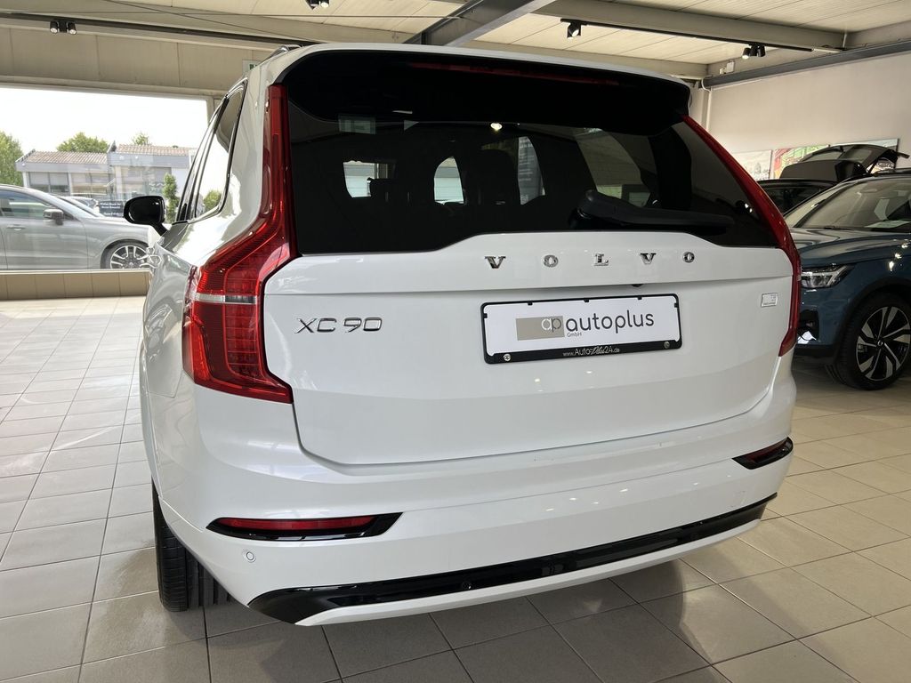 Volvo XC90 T8 Ultimate Dark Recharge AWD UPE101K B&W