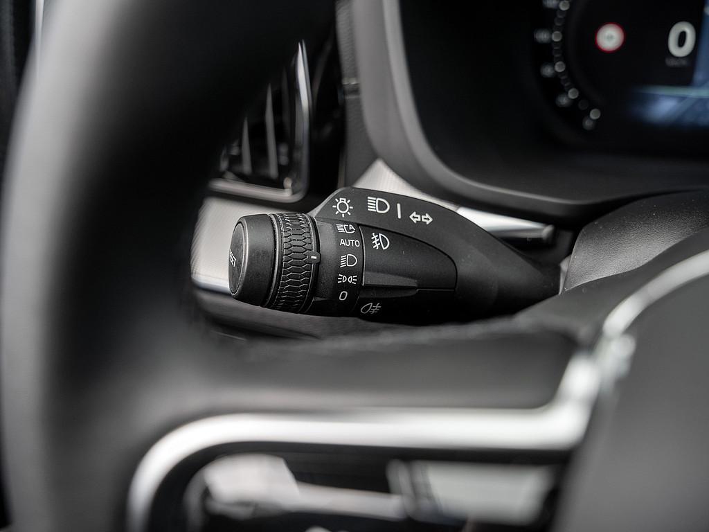 Volvo XC60 B5 AWD Ultimate Dark, миниатюра 24