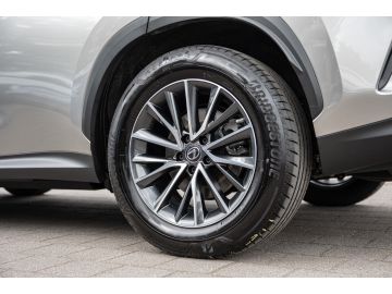Lexus NX 450h - 8