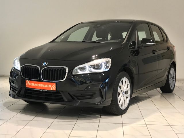 BMW Active Tourer 225xe KLIMA LED NAV PDC SHZ TEMP