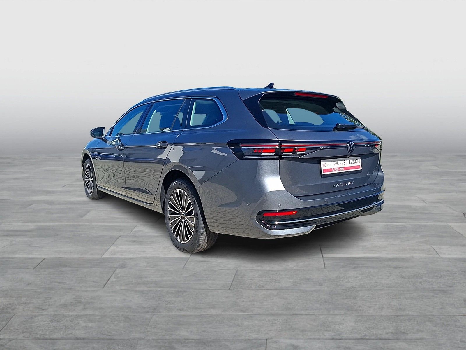 Fahrzeugabbildung Volkswagen Passat Variant TDI Elegance DSG Matrix AHK Navi