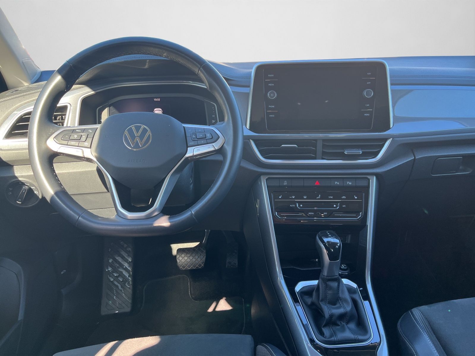 Volkswagen T-Roc - Bild 5
