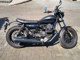 Moto Guzzi V9 Bobber - MOTO GUZZI CHOPPER