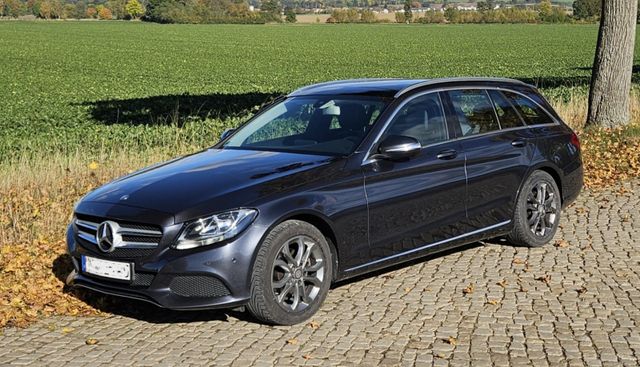 MERCEDES-BENZ C 180 T AVANTGARDE  Pano,Navi,Isofix,PDC,SHZ,BT
