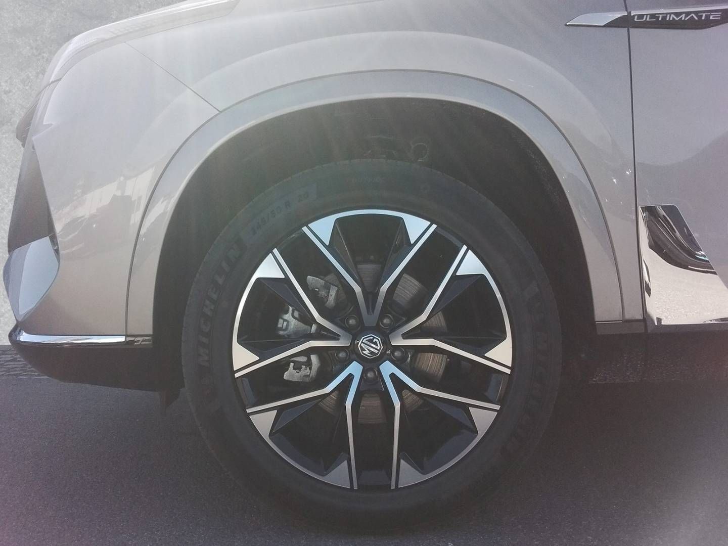 Fahrzeugabbildung MG MGS9 PHEV Premium