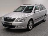 Skoda Octavia Combi SHZ/AHK/Tempomat/PDC/16-Zoll - Skoda Octavia: 1z