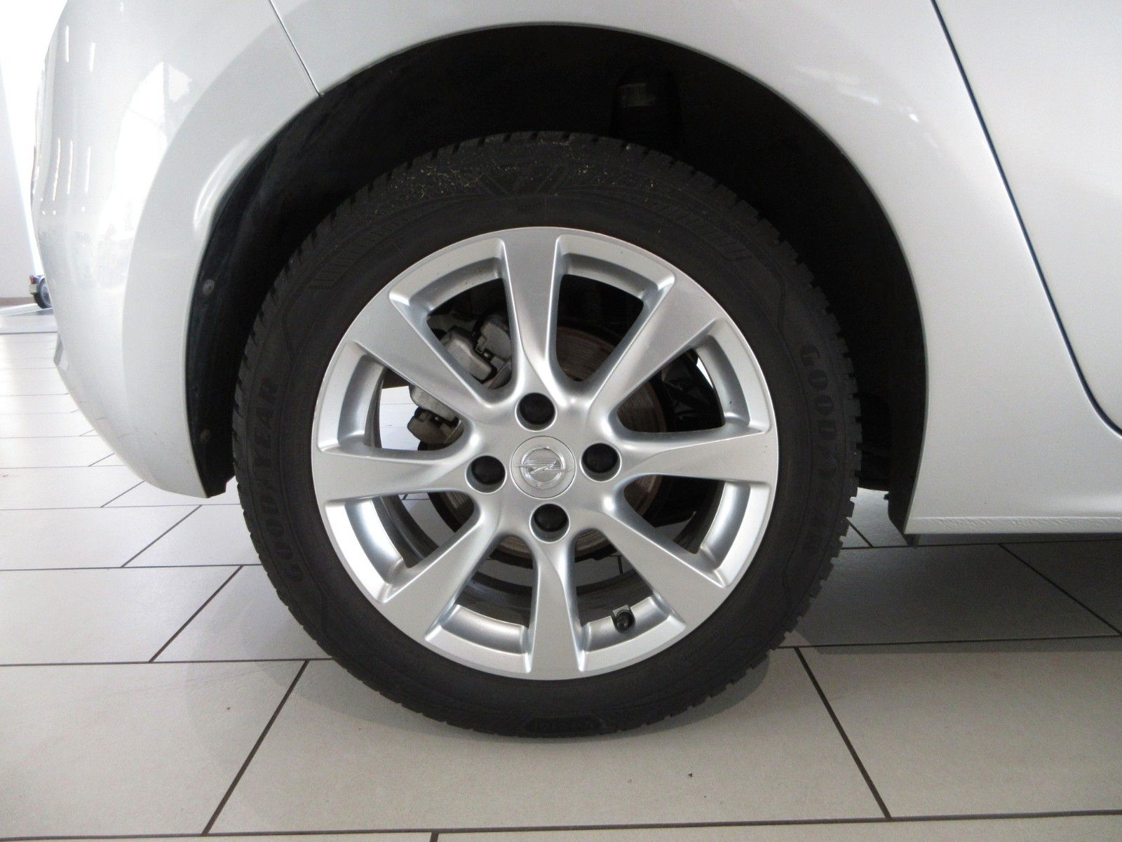 Fahrzeugabbildung Opel Corsa F Edition 1.5D NAVI/PDC/ALU/DAB+/TEMPO