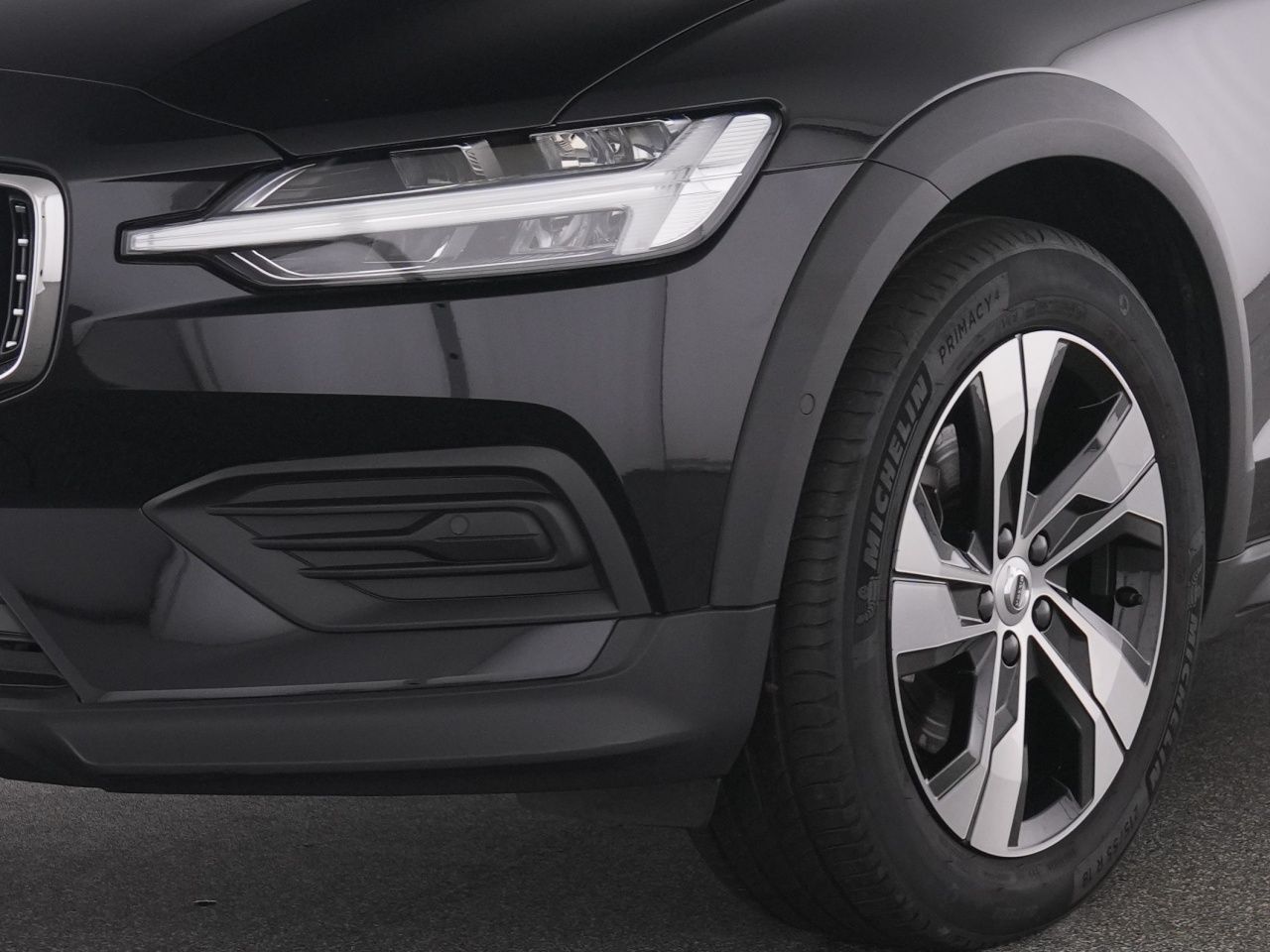 Volvo V60 Cross Country B4 AWD Plus+MEMRY+DAB+KAM foto 9