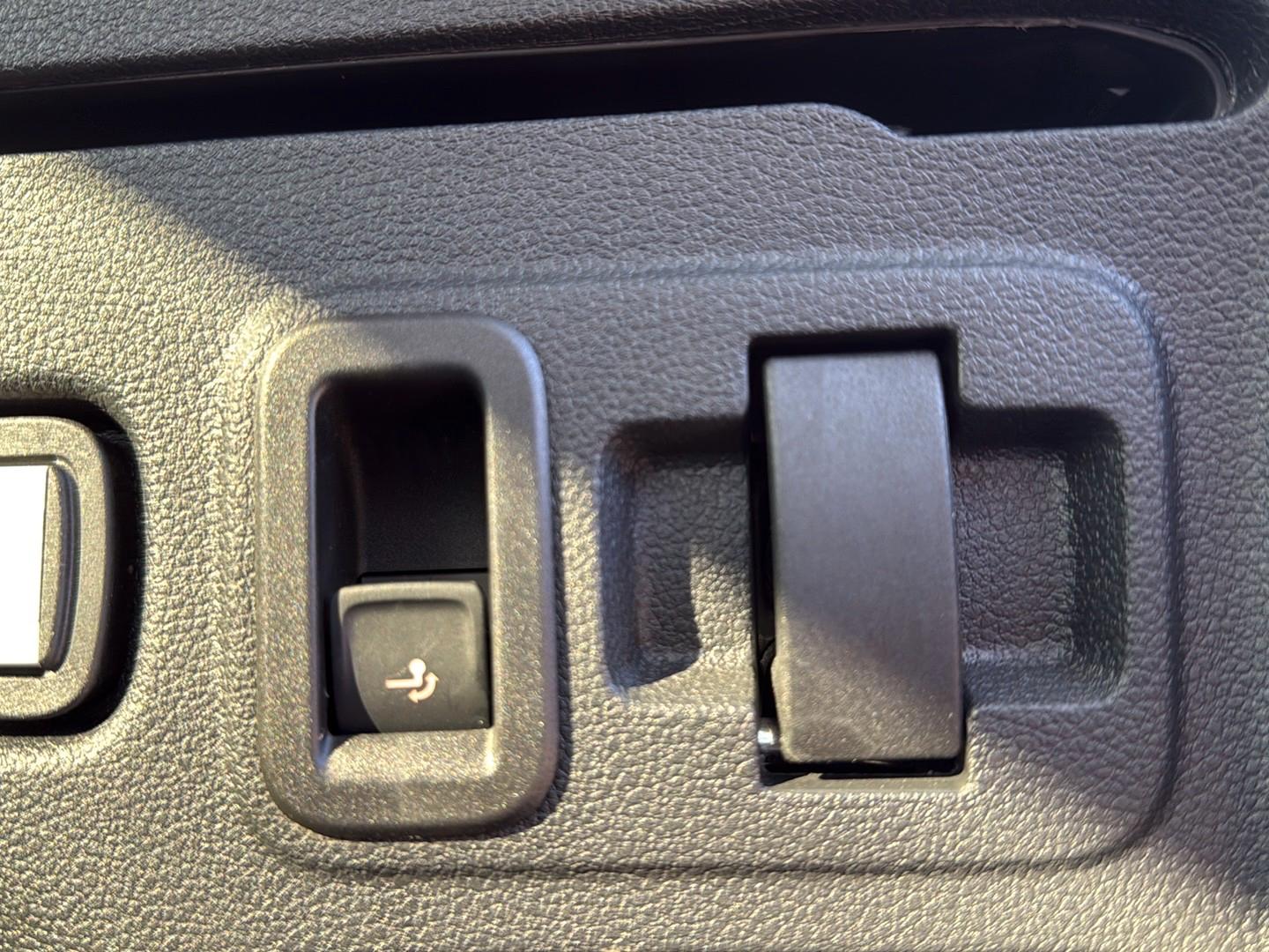 Volkswagen Touran Comfortline BMT/Start-Stop ACC PANO AHK, миниатюра 28