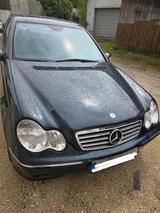 Mercedes-Benz Mercedes Benz C320 - Mercedes-Benz C 320 von privat