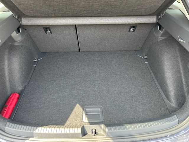 Fahrzeugabbildung Volkswagen Taigo 1.0 TSI GOAL TRAVEL-ASSIST LED LIGHT-ASSIS