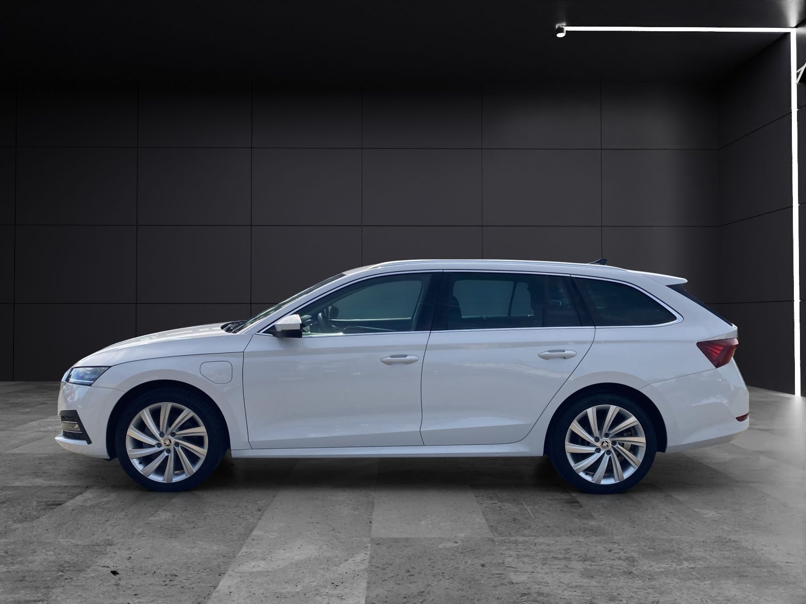 Fahrzeugabbildung SKODA Octavia Combi iV Style DSG LED Navi ACC RFK SH 1