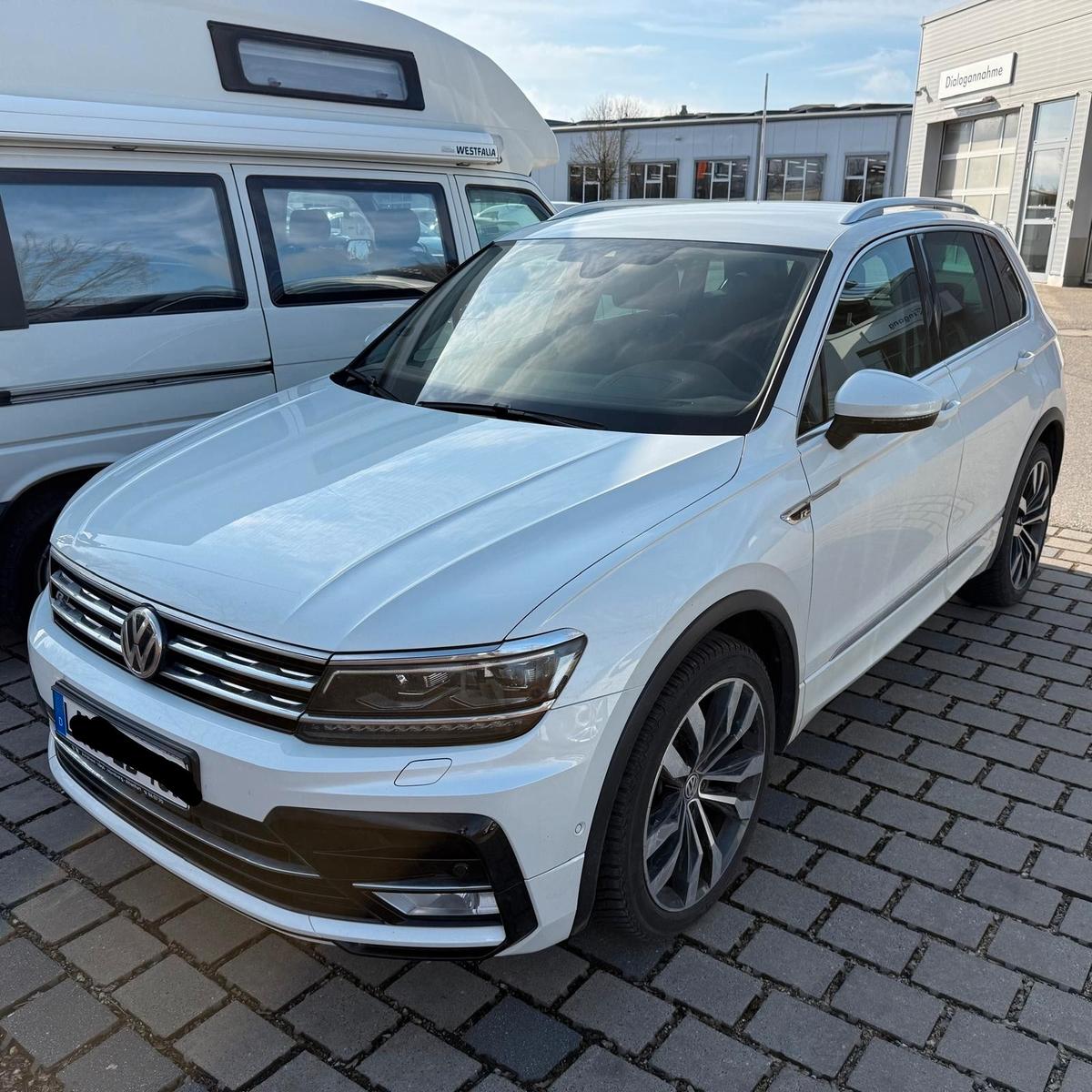 Volkswagen Tiguan Highline BMT 1.Hand 4M R-Line Virtual