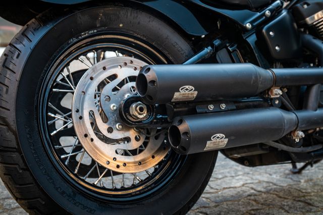 Fahrzeugabbildung Harley-Davidson STREET BOB FXBB SOFTAIL - JEKILL & HYDE -