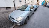Ford Focus 2.0 Ghia Ghia - Ford Focus aus 2003: Ghia