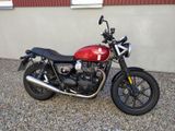 Triumph Street Twin 900 - TRIUMPH STREET TWIN