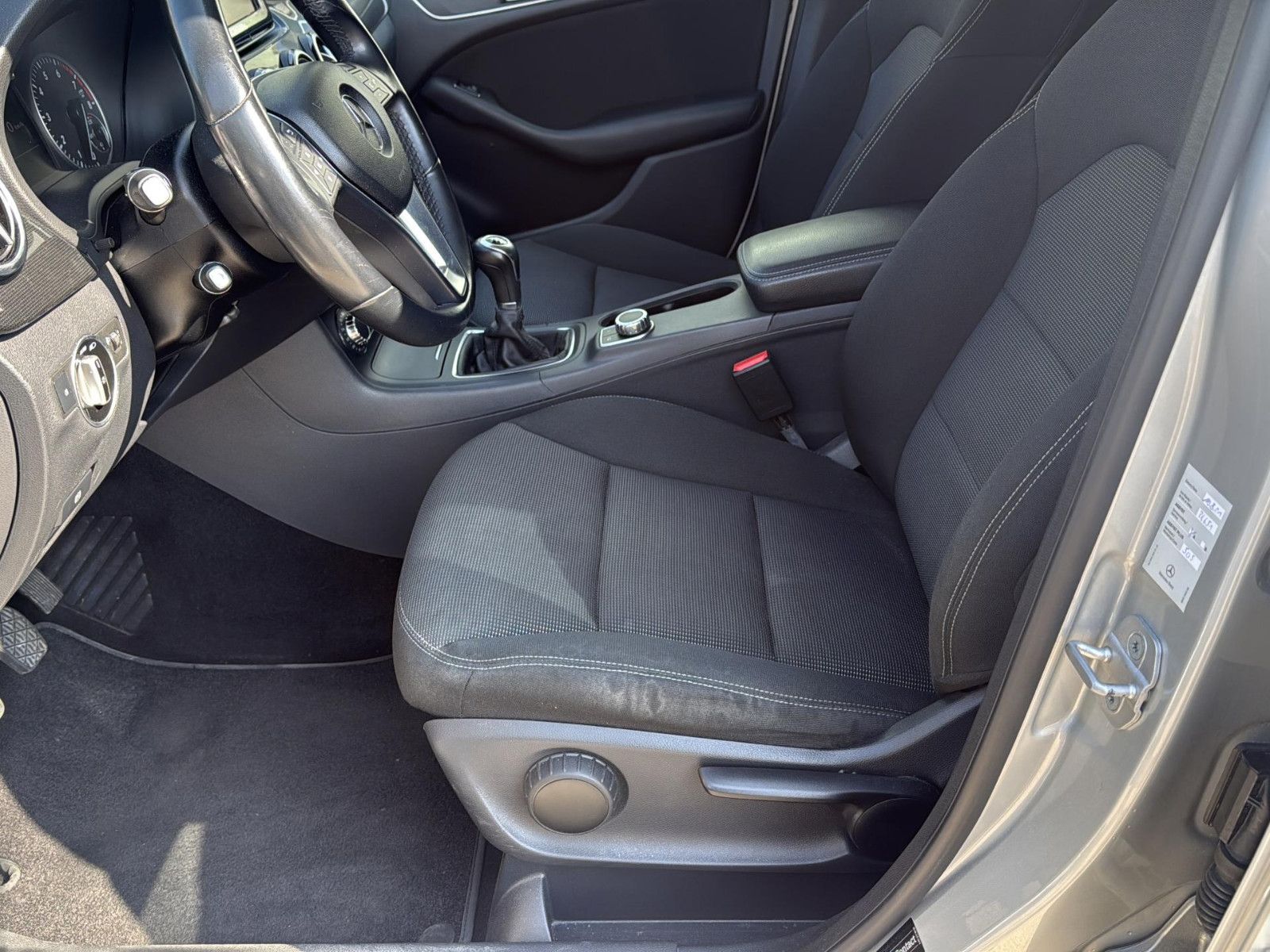 Fahrzeugabbildung Mercedes-Benz B 180 im Kundenauftr./ Top gepflegt