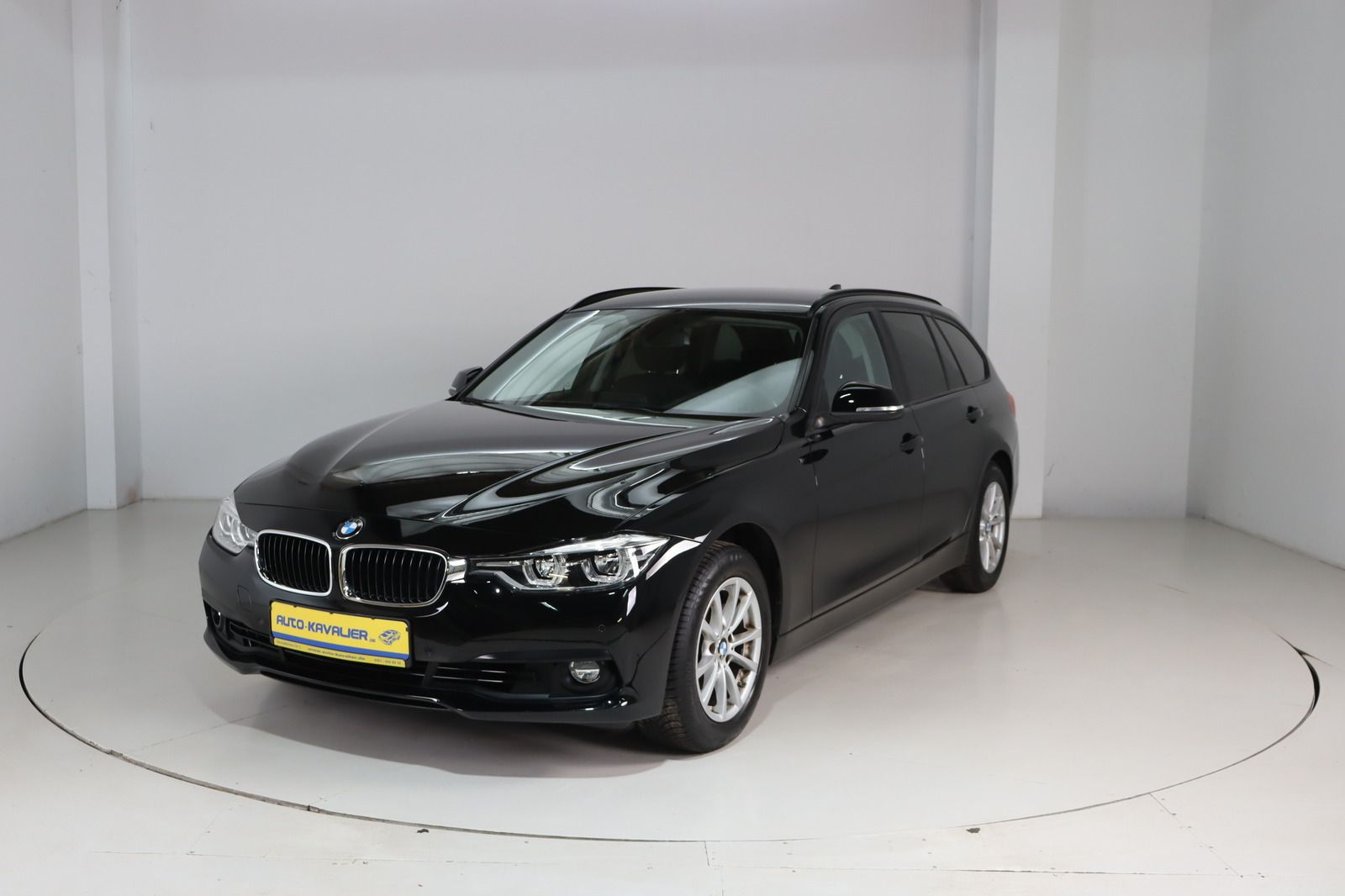 Fahrzeugabbildung BMW 320 i Advantage * LED * 1.Hand * Service neu Tou