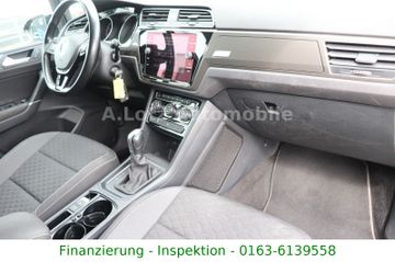 Volkswagen Touran - 10