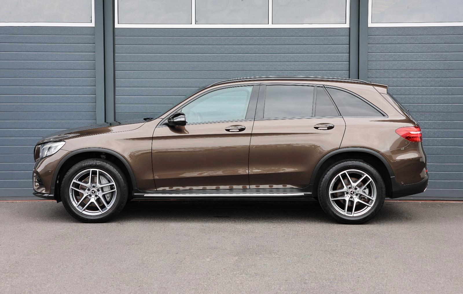 Mercedes-Benz GLC 300 4MATIC/ACC/Burmester/PANO/SHZ/TTW/KAMERA