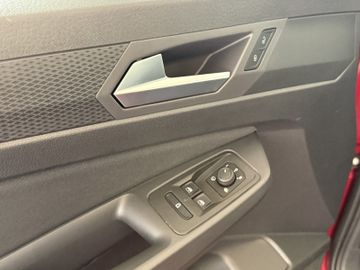 Volkswagen Caddy Maxi 2.0TDI DSG NAVI ACC KAMERA AHK 5J