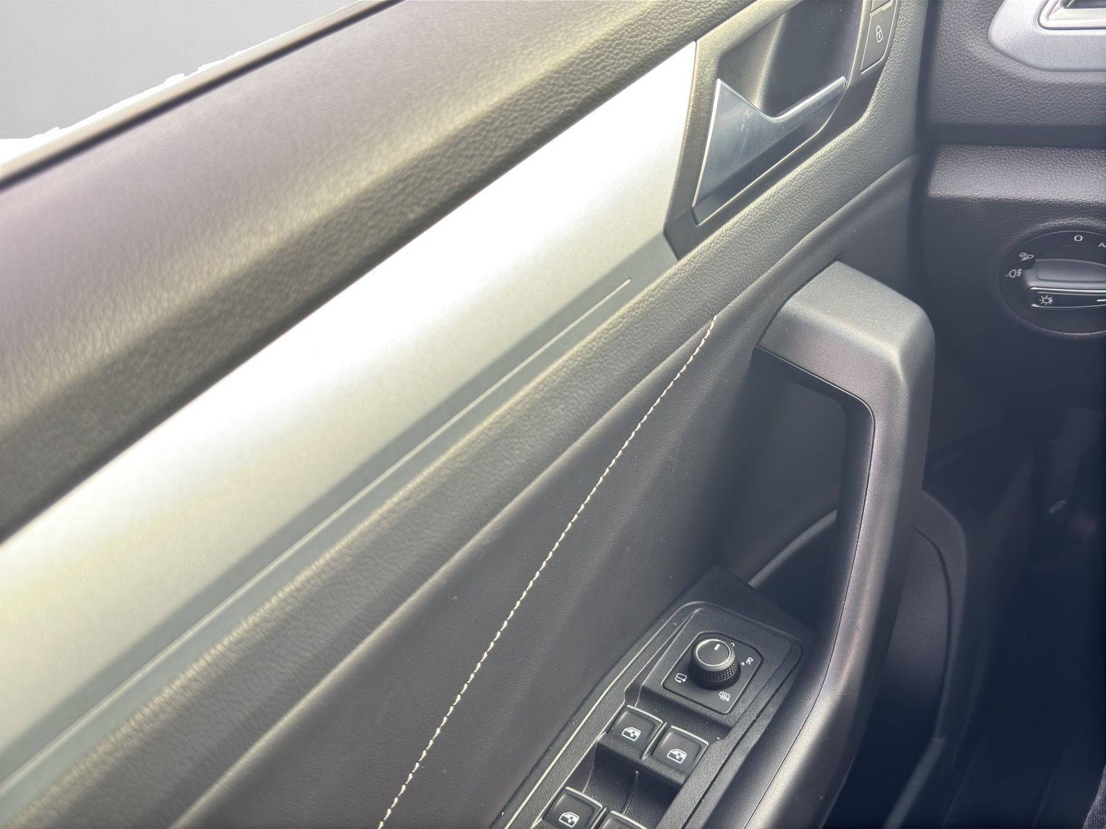 Volkswagen T-Roc - Bild 14