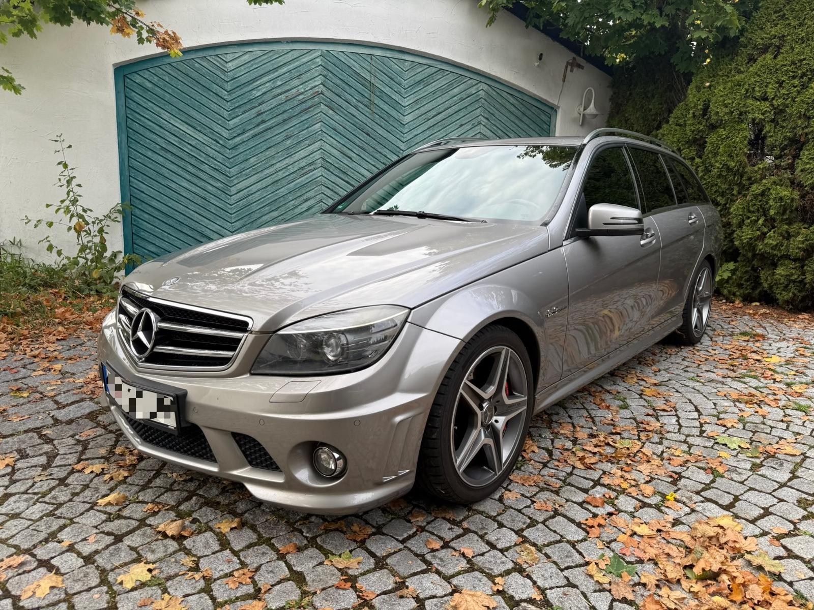 Mercedes-Benz C 63 AMG