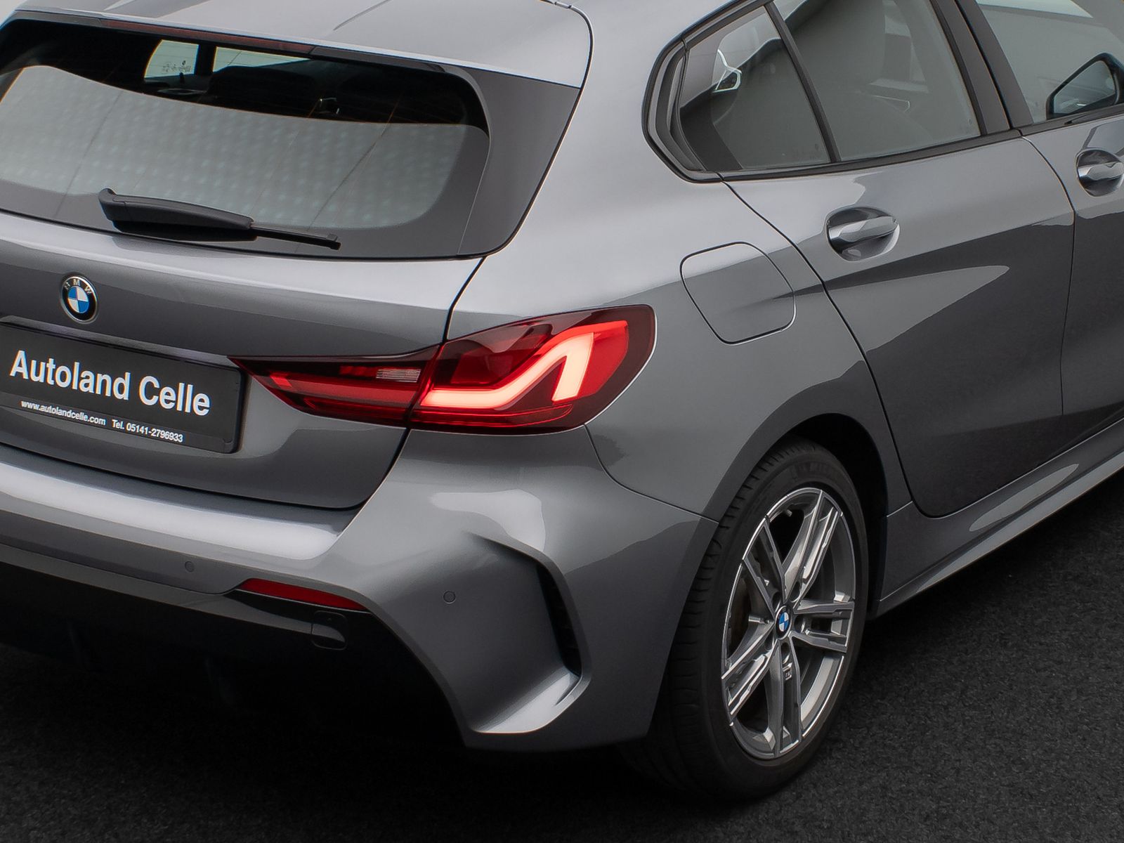 Fahrzeugabbildung BMW 118i M Sport DAB Panorama HiFi Adapt.LED Leder